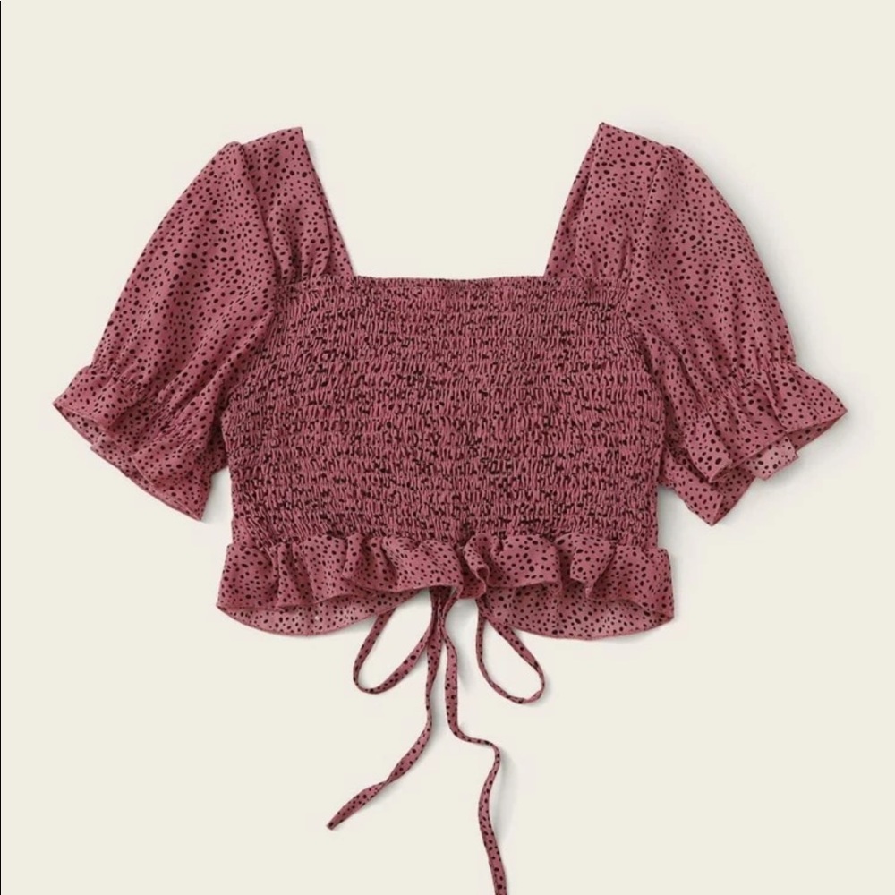 ❌ SOLD ❌ Ruched Puff Sleeve Crop Top - Picture 2 of 4